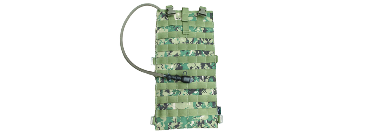 T1081-WD EG STYLE 2L HYDRATION POUCH (WOODLAND DIGITAL) - Click Image to Close