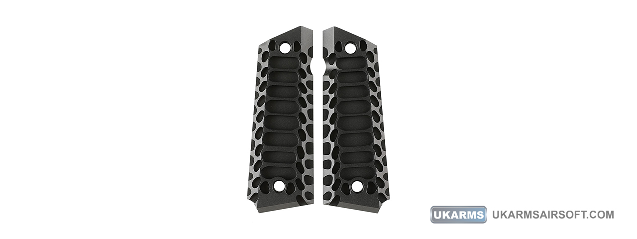 Atlas Custom Works Aluminum Grip Panel for 1911 Series Pistols (Black/Cobra) - Click Image to Close