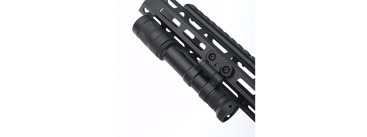 ACW M640W Scout Light Pro - 300 Lumens